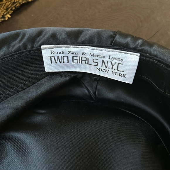 Vintage Two Girls N.Y.C. Randi Zinz & Marcia Lyons Black Bucket Hat - Picture 8 of 10